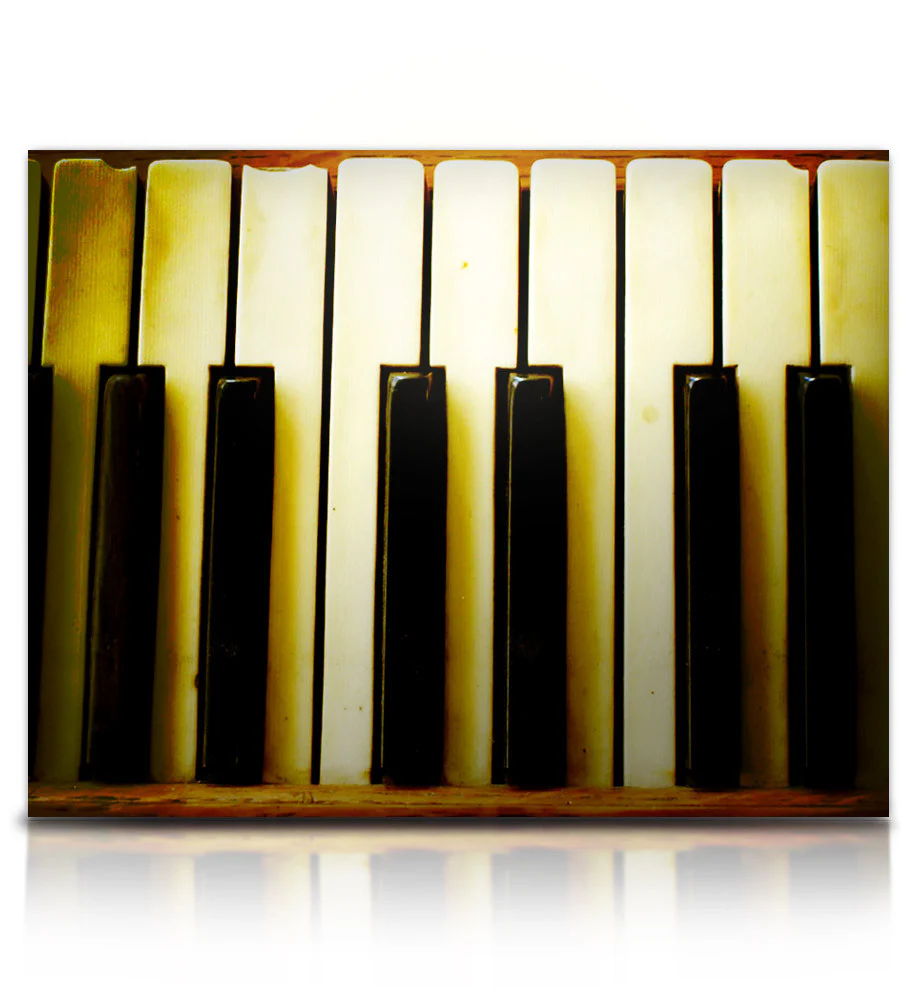 Old Busted Granny Piano - Image 10