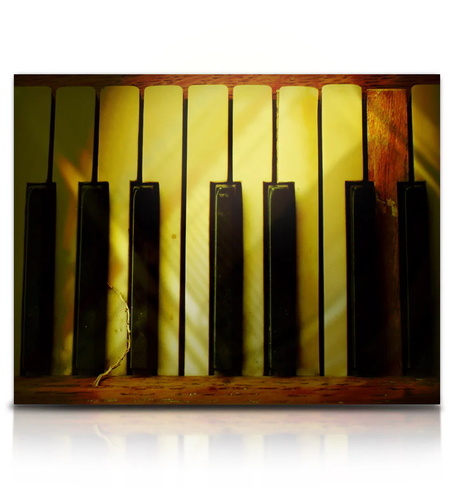 Old Busted Granny Piano - Image 11